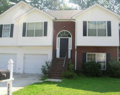5758 Broadleaf Way, College Park