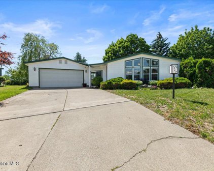 1563 ROSEWOOD, Hayden