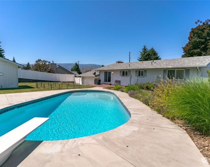 1507 Eastmont Avenue, East Wenatchee