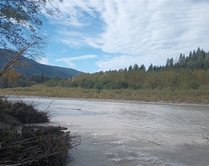 Burton Creek Road, Randle