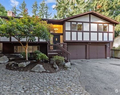 19321 5th Avenue NE, Shoreline