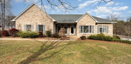 90 Trotters  Lane, Hickory