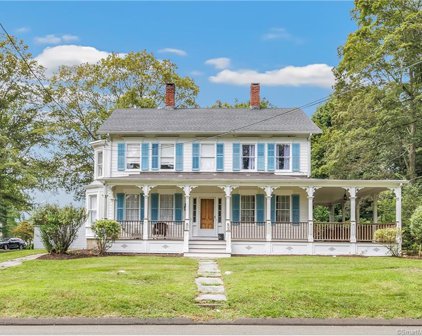 5385 Main Street, Trumbull