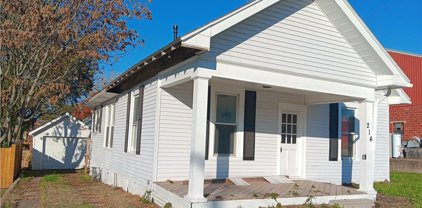 214 S Main Street, Carrollton