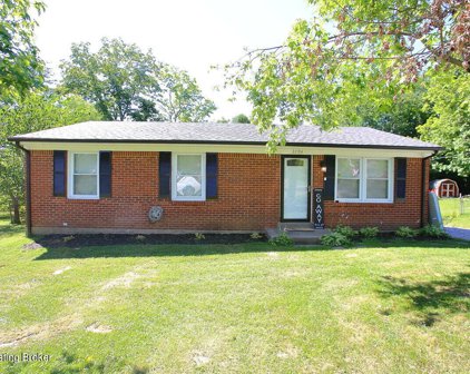3704 Wiano Dr, Crestwood