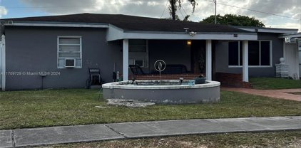 2510 Nw 152nd St, Miami Gardens