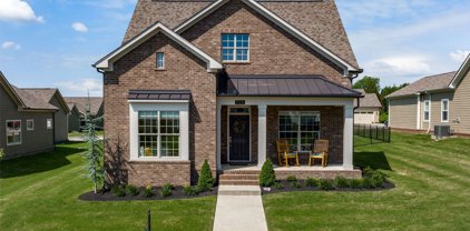 724 Ravensdowne Dr, Nolensville