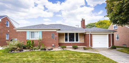 22029 Benjamin, St. Clair Shores