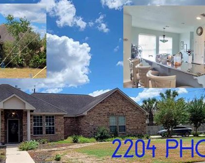 2204 Phoenix Drive, Bay City