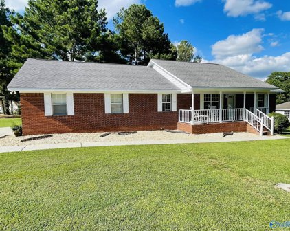 72 Whit Lane, Boaz