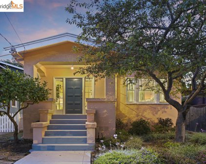 2430 Byron Street, Berkeley
