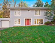 6651 Old Chesterbrook Rd, Mclean image