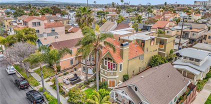 204 Geneva Avenue, Huntington Beach
