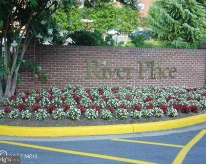 1021 Arlington Blvd Unit #233, Arlington