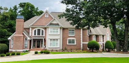 200 N Smead Court, Roswell