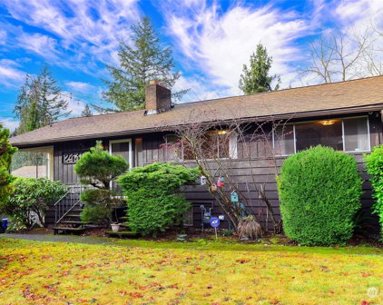 24318 7th Avenue W, Bothell