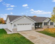 334 Cross Gate Lane, De Pere image