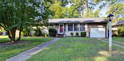5 Macirvin Drive, Newport News Midtown West