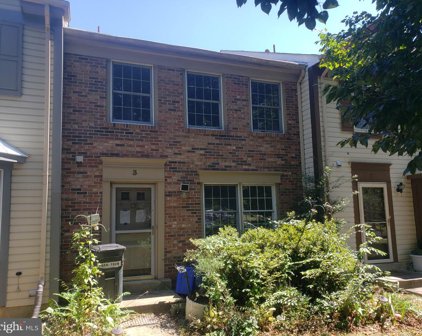 3 Sky Blue Ct, Germantown