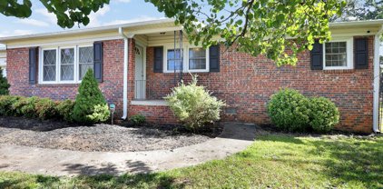 103 Live Oak Way, Taylors