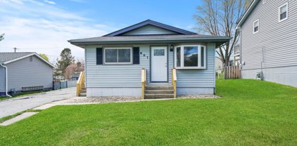 601 Mohican Trail, Lake In The Hills