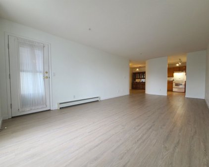 9260 No. 2 Road Unit 205, Richmond
