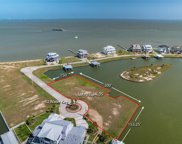 62 Water Key, Hitchcock image