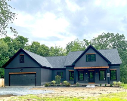 189 Woodin Road, Clifton Park