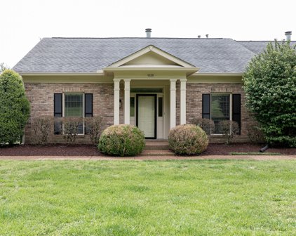 1225 Brentwood Pt, Brentwood