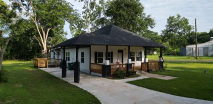 149 Oak Street SW, Parrott