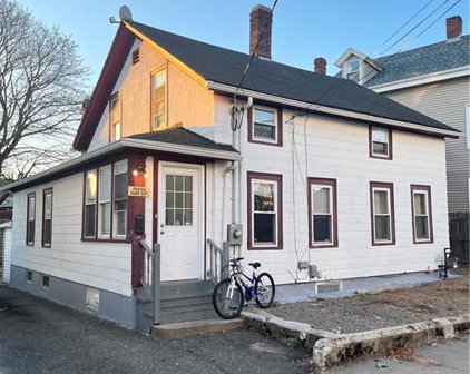 18 Madison  Avenue, Central Falls