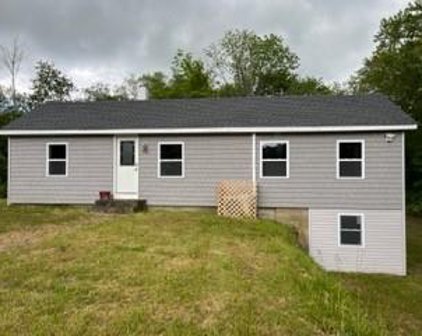 642 South County Trail, Exeter