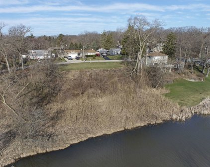 38415 N Primrose Path, Spring Grove