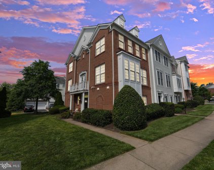 14572 Crossfield Way, Woodbridge