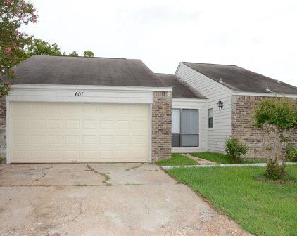 607 Shady Dale Drive, Stafford