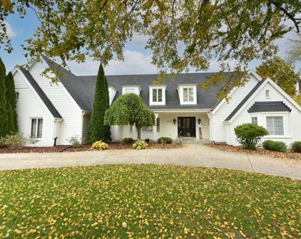 2570 Wynfield Lane, Brookfield