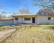 108 Clinton Drive, Weatherford image