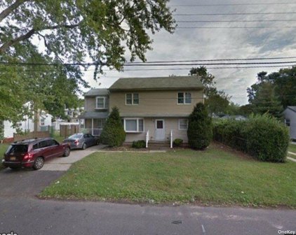 426 51 Street, Lindenhurst