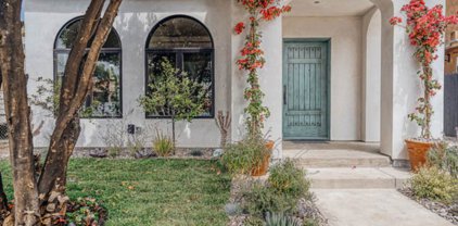 320 Gifford Avenue, Los Angeles