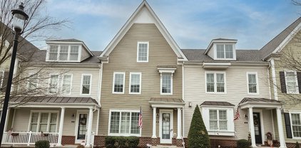 215 3rd Street, Oakmont