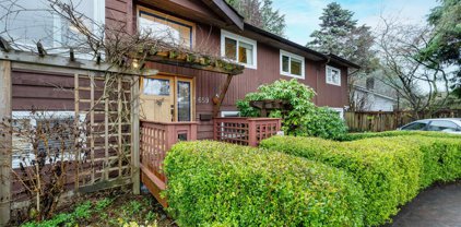659 Wilmot Street, Coquitlam