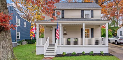 416 Locust Dr, Catonsville