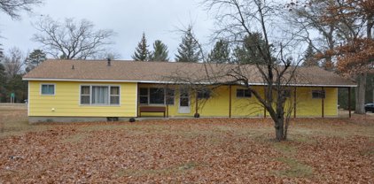 330 E West Branch Road, Prudenville