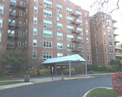 23-55 Bell Blvd Unit #4H, Bayside