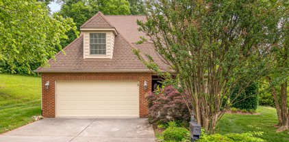 6114 Round Hill Lane, Knoxville