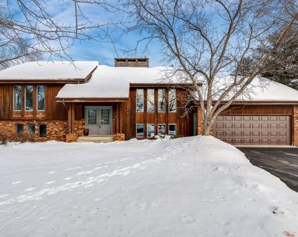 909 Westgail Court, Farmington