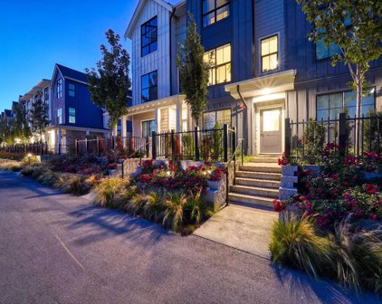 488 Furness Street Unit 23, New Westminster