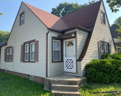 525 W Park Avenue, Aurora
