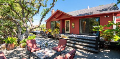 6 Farvue Road, Novato