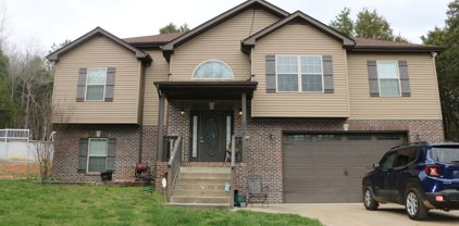 2548 Floyd Rd, Clarksville